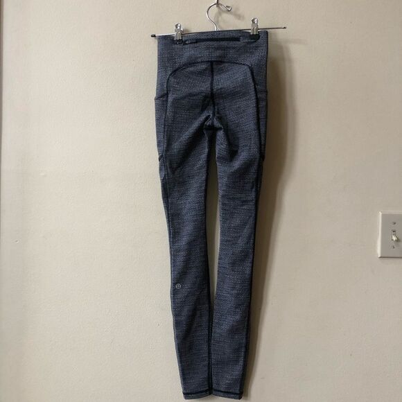 Lululemon Speed It Up Tight 28” - Picture 8 of 10